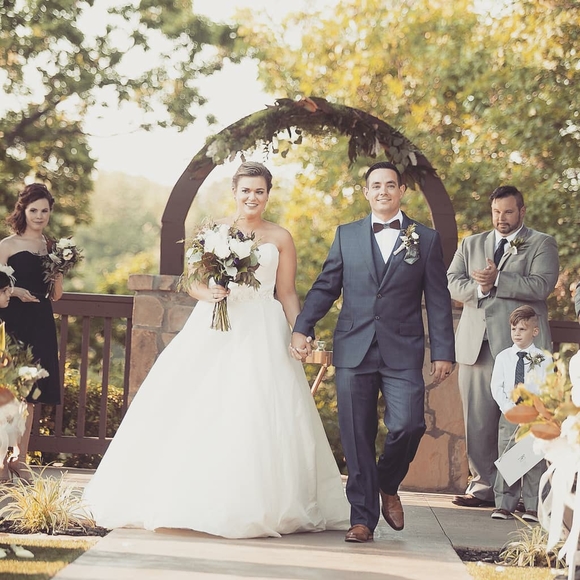 Meet your Posher, Amy - Picture 3 of 3